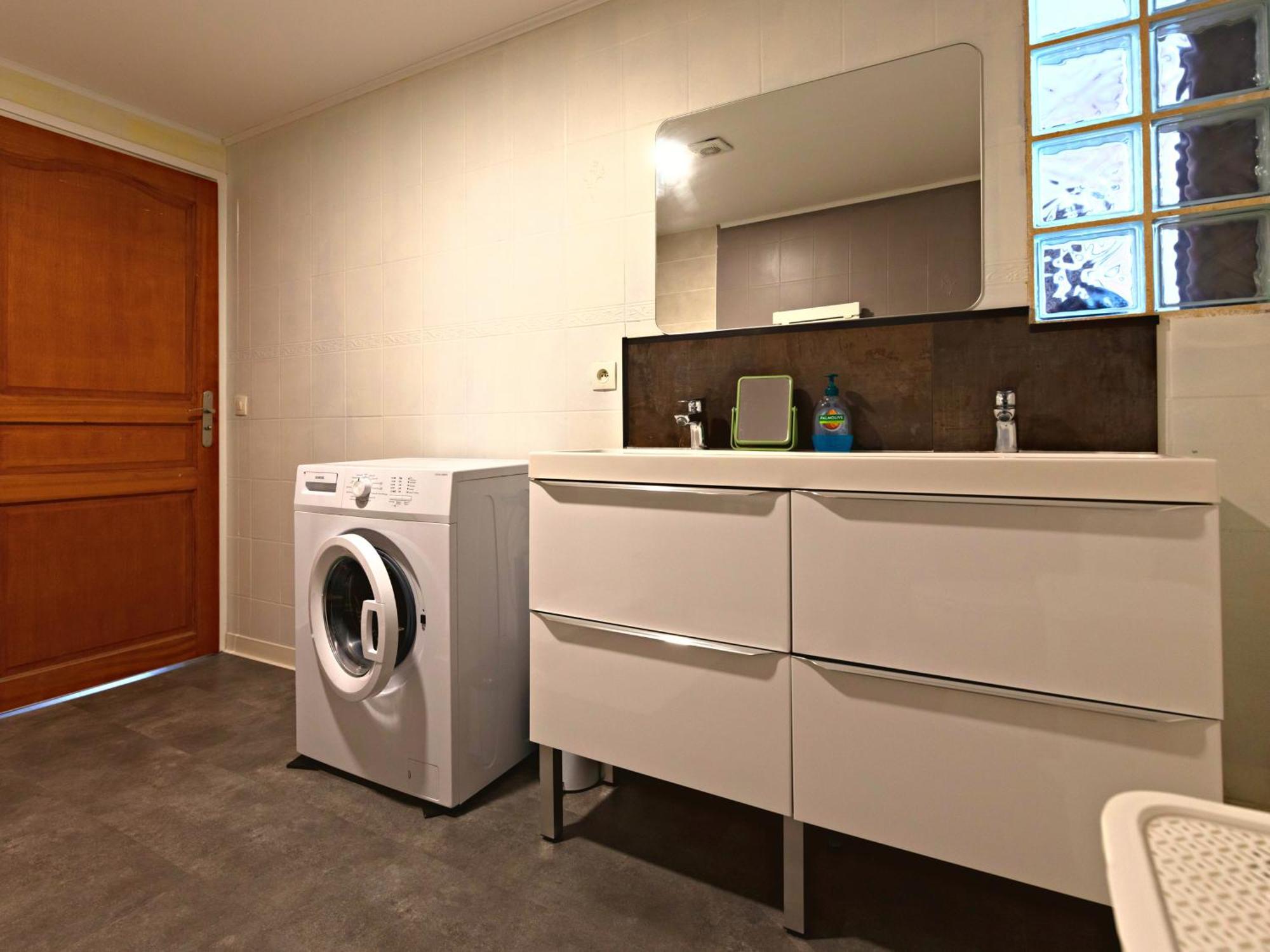 Апартаменты Le Concorde-Wifi-Clim-Parking-3Etoiles-Ockeys Bram Экстерьер фото